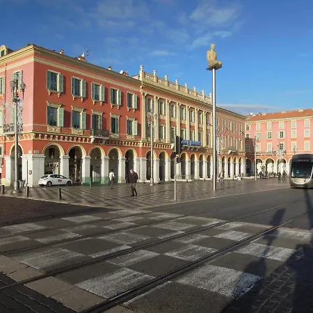 Place Massena 아파트
