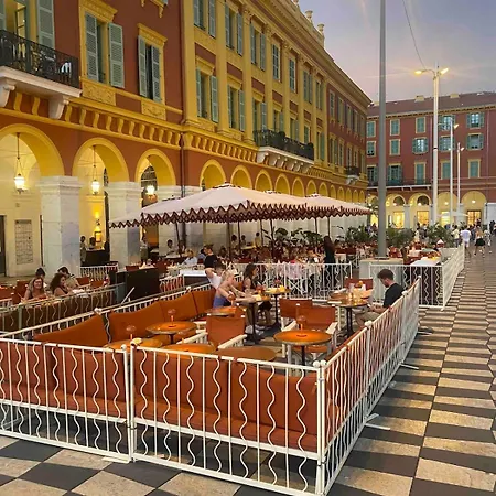 Place Massena *